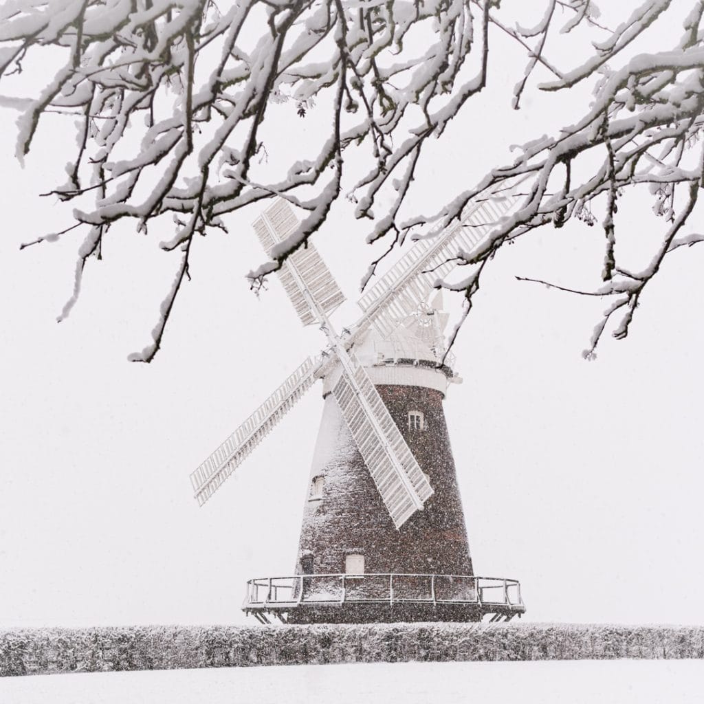 _DSC9990-2 Thaxted Essex John Webb's windmill snow scene