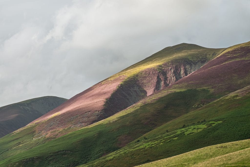 DSCF5514 Mountain slopes in the sun