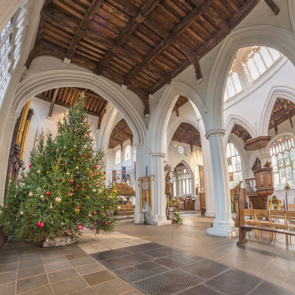 DSC_7314-Pano-2 Thaxted Parish Church interior with Christmas tree
